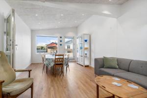 Χώρος καθιστικού στο 725-Thyboron-Vesterhavsgade-111