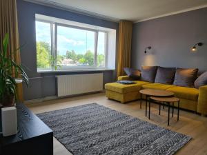 Istumisnurk majutusasutuses Spacious and quiet 2BR apartment