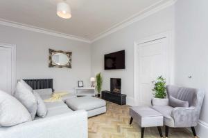 Χώρος καθιστικού στο The Bay Suite - Donnini Apartments