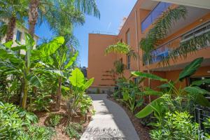 Zahrada ubytování Appartement neuf - Patio intérieur - Parking - EF