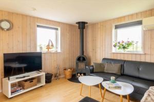 TV a/nebo společenská místnost v ubytování G310-Lemvig-Violvej-10