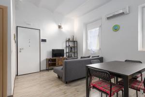 UNYCA - Charming Cozy Retreat Florence電視和／或娛樂中心