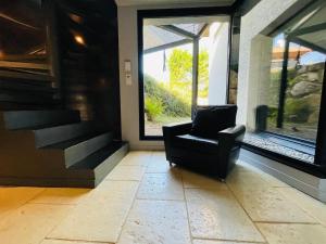 Billede fra billedgalleriet på Elegant family villa with pool i Sciez