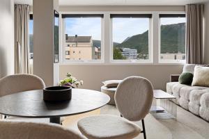 En generel udsigt til bjerge eller udsigt til bjerge taget fra lejligheden + 11 billeder