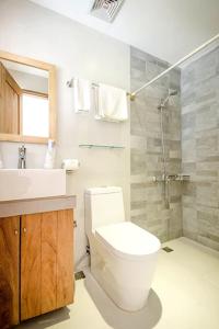Bilik mandi di Zuzuni Boutique Hotel