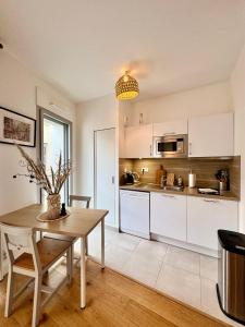 Η κουζίνα ή μικρή κουζίνα στο Le Studio Mail, Centre de Rennes +13 φωτογραφίες