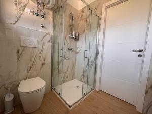 Ένα μπάνιο στο Scirocco - Elegant Apartment +3 φωτογραφίες