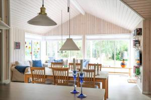 Imagen de la galería de 13396-1-Hojby-Ruggardsvej-6, en Højby