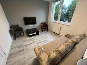 Μια τηλεόραση ή/και κέντρο ψυχαγωγίας στο Chocolad HOUSE на вул Шевченка 80а