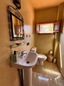Un baño de Maison d´hôtes Amazir 197 fotos más
