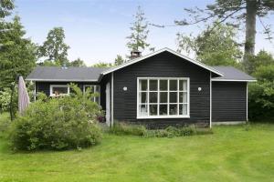 Κήπος έξω από το 888-Tisvildeleje-Sankt-Helene-Vej-14