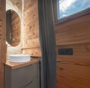 O baie la Appartement T3 cosy sur les pistes avec parking +44 fotografii