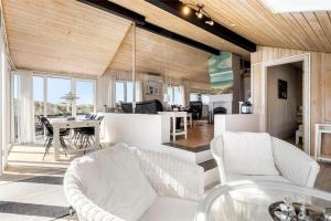 Dapur atau dapur kecil di BL971-Blokhus-Slugten-10