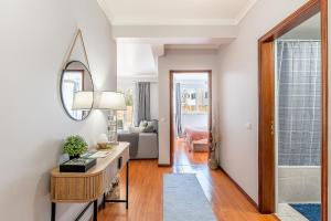 Ένα ή περισσότερα κρεβάτια σε δωμάτιο στο Cozy Stay