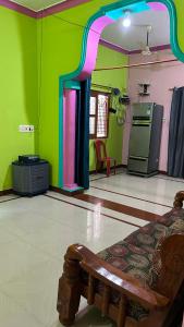 Η κουζίνα ή μικρή κουζίνα στο Raj Homestay Hampi