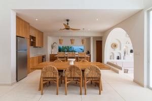 Φωτογραφία από το άλμπουμ του Villa Valli 3, Luxury Mediterranean Villa Bingin σε Uluwatu