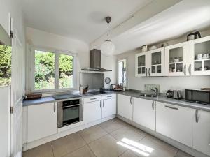 Η κουζίνα ή μικρή κουζίνα στο Holiday Home Villa Montes by Interhome