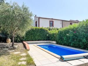 Πισίνα στο ή κοντά στο Holiday Home Villa Montes by Interhome