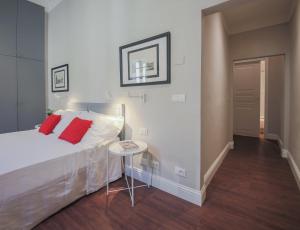 Postel nebo postele na pokoji v ubytování Boboli Luxury Apartment