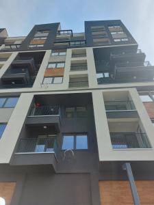 Budova, kde se apartmán nachází + 4 fotografie