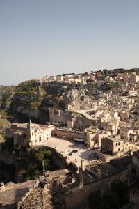 Nespecifikovaný výhled na destinaci Matera nebo výhled na město při pohledu z penzionu