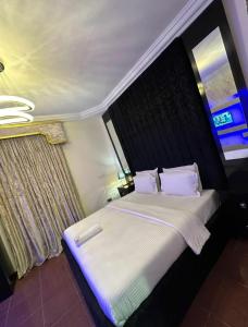 Fotografie z fotogalerie ubytování Kaycee Apartments, Gym Swimming pool v destinaci Abudža + 21 fotografií