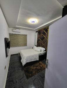 Fotografie z fotogalerie ubytování Kaycee Apartments, Gym Swimming pool v destinaci Abudža