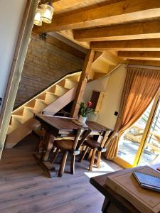 Et opholdsområde på Le Roscoland Tiny Chalet atypique + 21 billeder