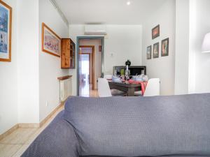 Гостиная зона в Parellades Apartment by Hello Homes Sitges