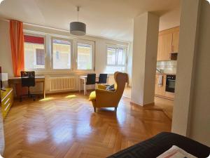 Kuchyň nebo kuchyňský kout v ubytování HSH Lausanne Connect