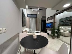 Un lugar para sentarse en ANAVASI Loft SUITE 59 fotos más