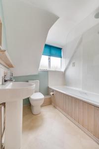 Koupelna v ubytování Anchor Cottage