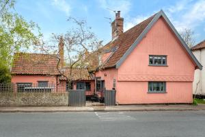 Budova, kde se prázdninový dům nachází + 5 fotografií