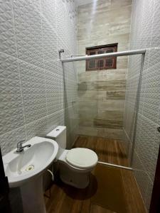 Koupelna v ubytování Casa em Benevides Cop 30 + 16 fotografií