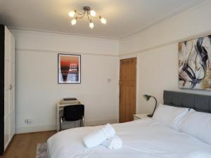 Φωτογραφία από το άλμπουμ του Cosy City Retreat στο Ίλφορντ