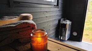 Gallery image of Visit Lapelland - Riverside Village with a Nature View, Fireplace, Sauna, Kitchen in Äkäslompolo