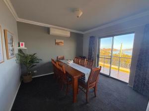 Posezení v ubytování Waters Edge