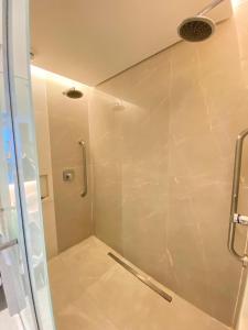 Ένα μπάνιο στο Hotel Nacional +5 φωτογραφίες