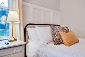 Φωτογραφία από το άλμπουμ του Red Juniper Retreat 