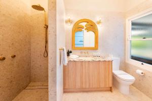 Koupelna v ubytování Spacious Family Holiday Home in Urangan + 11 fotografií