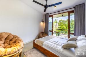 Una cama o camas en una habitación de The Void 5 Bedroom Luxury Villa for 10 Guests 27 fotos más