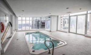 Fotografie z fotogalerie ubytování Comfy Front Wellington Suites CN Tower Rogers Centre & Free Parking v destinaci Toronto