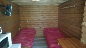 Μια τηλεόραση ή/και κέντρο ψυχαγωγίας στο Löydön Kartano Camping +24 φωτογραφίες