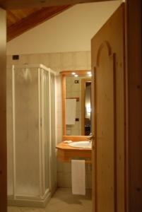 Koupelna v ubytování Hotel Sport