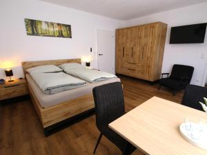 Postel nebo postele na pokoji v ubytování Apartment Rundum glücklich - Karlsruhe City