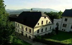 Nespecifikovaný výhled na hory nebo výhled na hory při pohledu z apartmánu