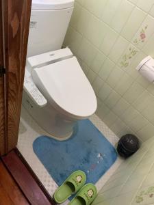 鳥栖市にあるHouse Hatama - Vacation STAY 15850のバスルーム(リモコン付きトイレ付) +38枚の写真