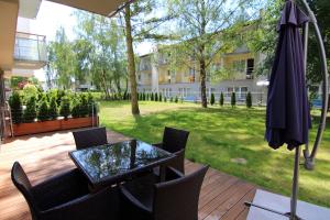 Ogród w obiekcie Apartamenty Świnoujście - Bałtycka