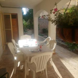 O zonă de relaxare la Villa Fiorenza +17 fotografii