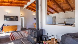 Gallery image of Railside Chalet - Raurimu Holiday Home in National Park